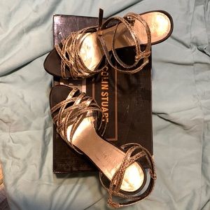 Sexy black and gold heels perfect for the Holidays!